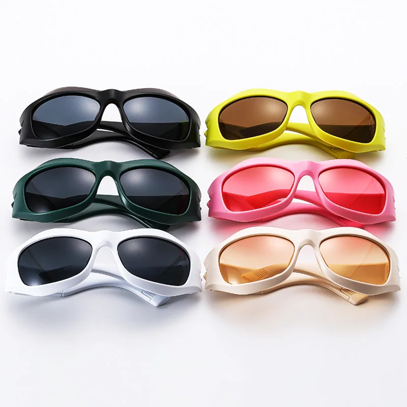 Y2K napszemüveg Női túlméretezett vastag keret Sport kerékpáros napszemüveg Férfi vezetési napszemüveg Divatos árnyalatok UV400 szemüveg
