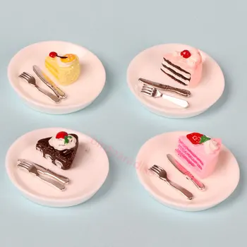1Set Babaház miniatűr kiegészítők Mini sütemények Tányér Késes Villa Modell Babák Színlelj Konyhai Élelmiszer Játékok Gyerekeknek játékok