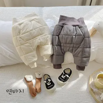 2022 Téli koreai stílusú sűrített gyermeknadrág Baba egyszínű nadrág viselni Tavaszi és őszi meleg nadrág