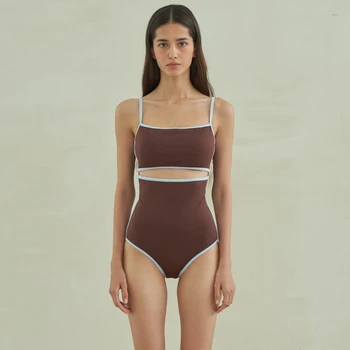 2023 Új háromszög egyrészes fürdőruha női divat borító hasshow Thin Beach Resort Hot Spring szörfözés Egyrészes fürdőruha