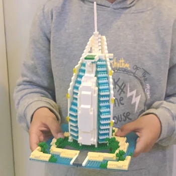 3D modell DIY gyémánt blokkok Tégla épület Dubai Burj Al Arab Hotel Island Tower World Architecture Játék gyerekeknek