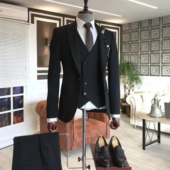 Black Men Tuxedo Vőlegény Vőlegény Üzleti öltöny Esküvői parti ruha Különleges alkalmak Tuxedo dzseki nadrág mellény 3 részes szett