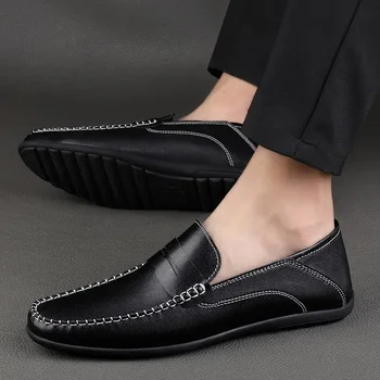 Bőr cipők Férfi tavasz Új Tods bőr lélegző üzleti alkalmi cipő Puha alsó középkorú apa cipő