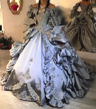 Ezüstszürke gótikus hercegnő báli ruhák hosszú ujjú viktoriánus nyüzsgő fűzős puffadt szoknya gyöngyös estélyi ruha