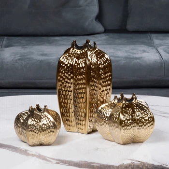 Golden floreros luxus lakberendezés matt korona alakú jarrones készlet otthoni kiegészítők modern kerámia váza