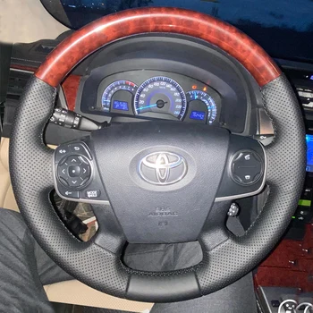 Kézzel varrott autókormány-borítás Toyota Camry 2012-höz 2013-as 2014-es fekete valódi bőr őszibarackfa erezetű kiegészítők