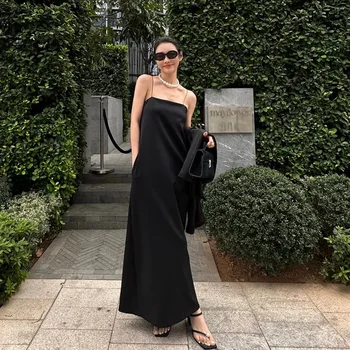 Szexi fekete pántos ruha Nők 2024 tavasz Új divat alkalmi szögletes nyakú spagetti pánt Padlóig érő ruhák Női ruhák