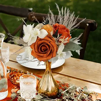 Természetes szárított virág Kis csokrok Pampas fű Műrózsa Virágdíszek Esküvői őszi asztalok Középponti dekorációk