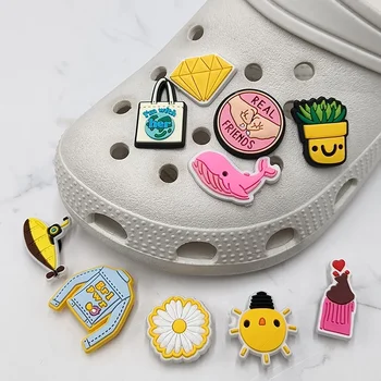 Új igazi barát ikonok PVC cipő charms dekorációk gyémánt bálna cipő kiegészítők klumpák cipő klipek csat Croc Jibz