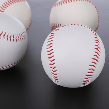 야구 Kültéri sportKézzel készített baseballok edzés Gyakorlat baseball labdák Softball labda PVC felső gumi belső puha baseball labdák